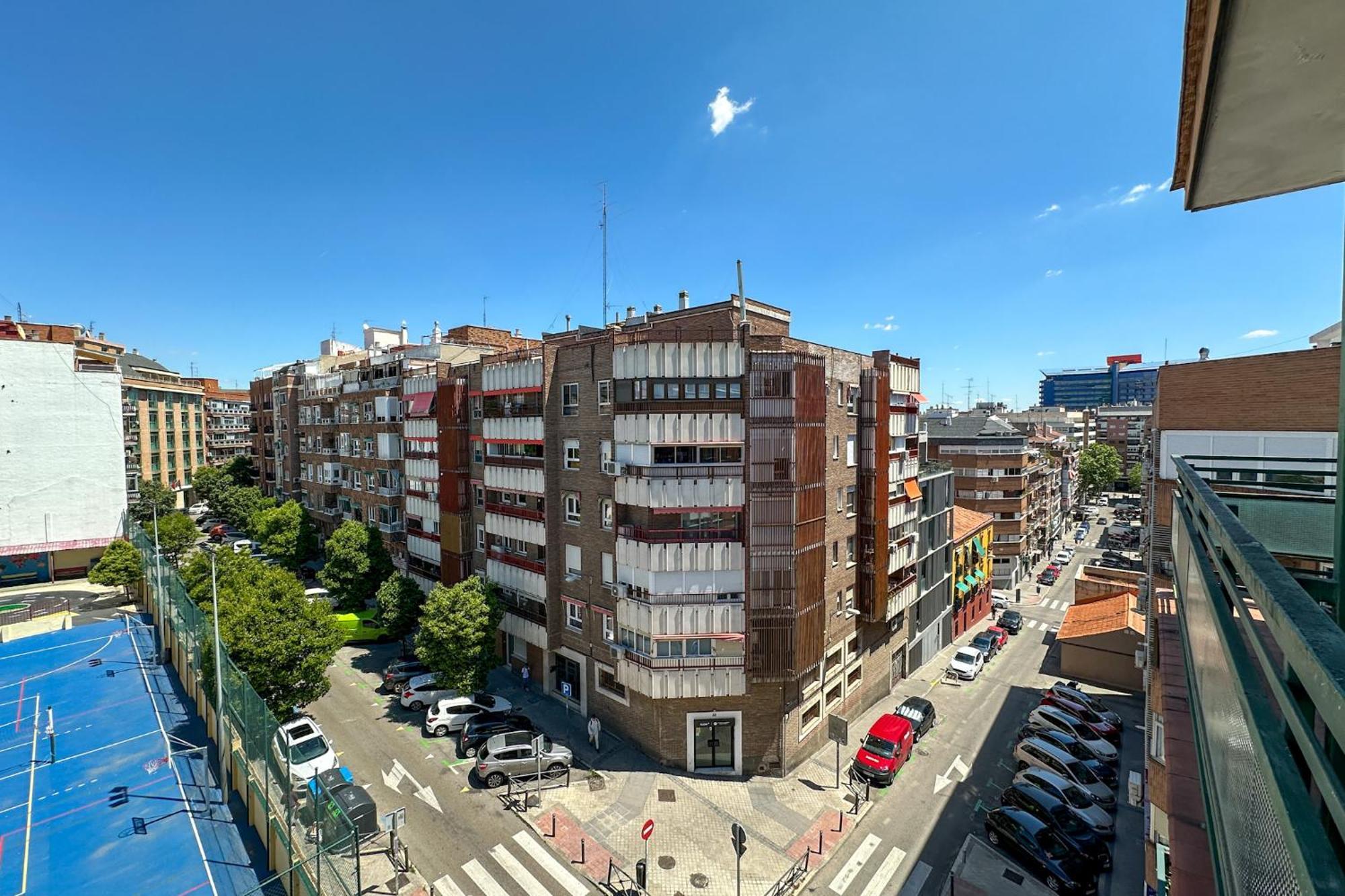 Luminoso Apartamento Turistico En Chamartin Madrid Luaran gambar