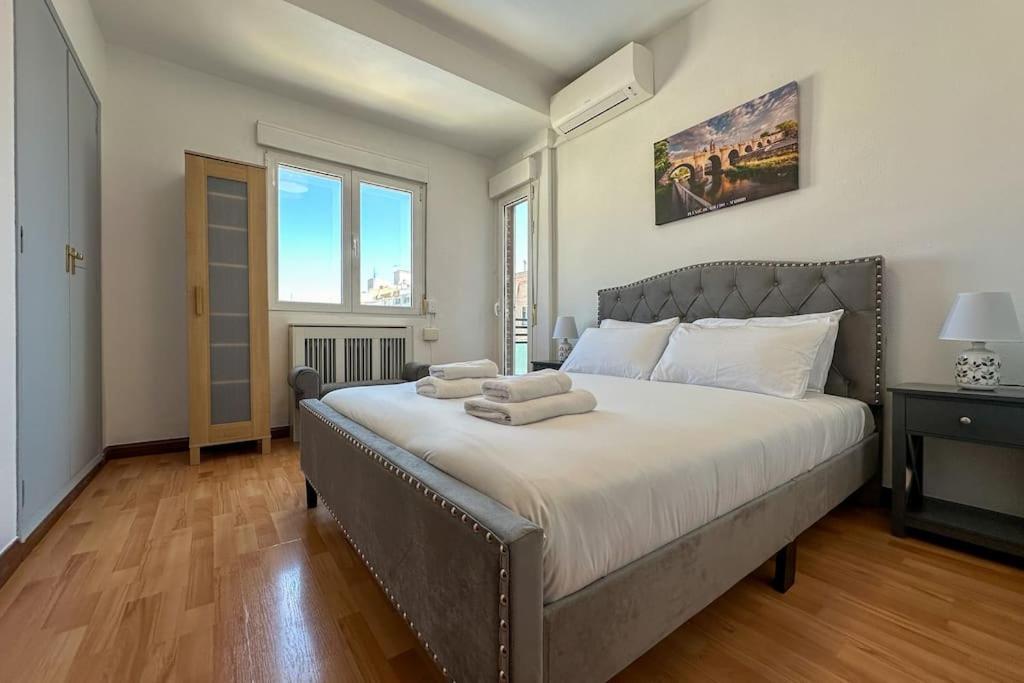 Luminoso Apartamento Turistico En Chamartin Madrid Luaran gambar