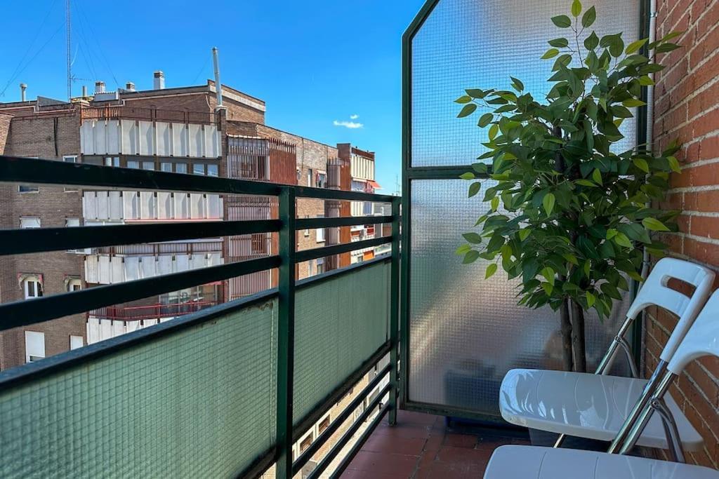 Luminoso Apartamento Turistico En Chamartin Madrid Luaran gambar